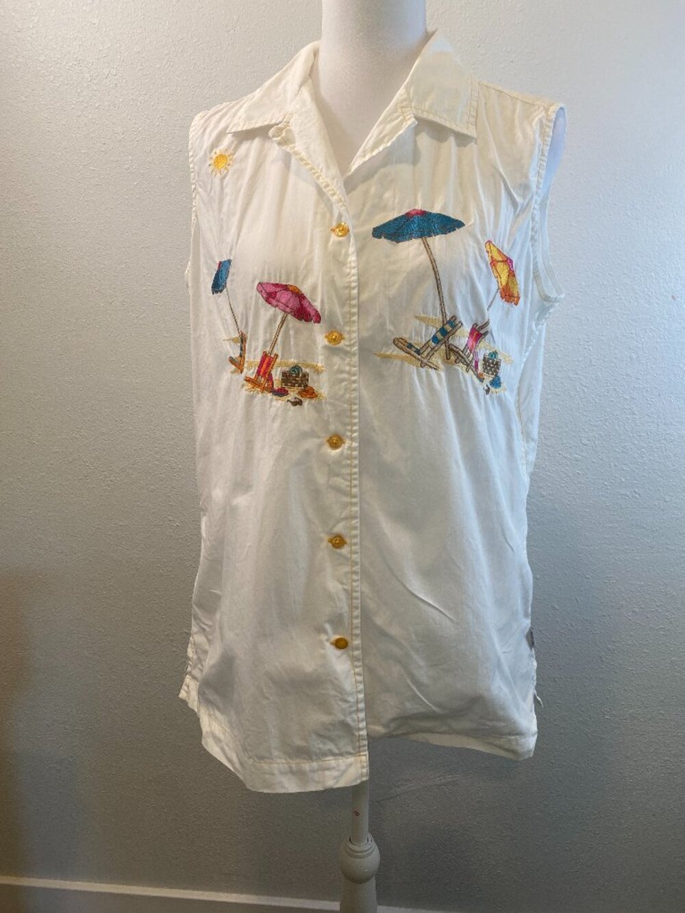 Womens embroidered at the beach sleeveless top